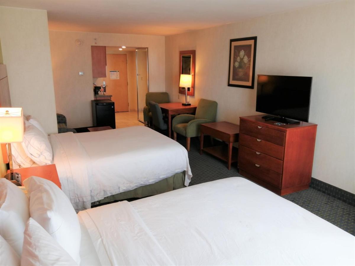 Holiday Inn Express & Suites Toluca Zona Aeropuerto By Ihg Dış mekan fotoğraf
