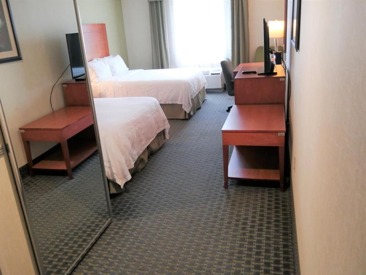 Holiday Inn Express & Suites Toluca Zona Aeropuerto By Ihg Dış mekan fotoğraf