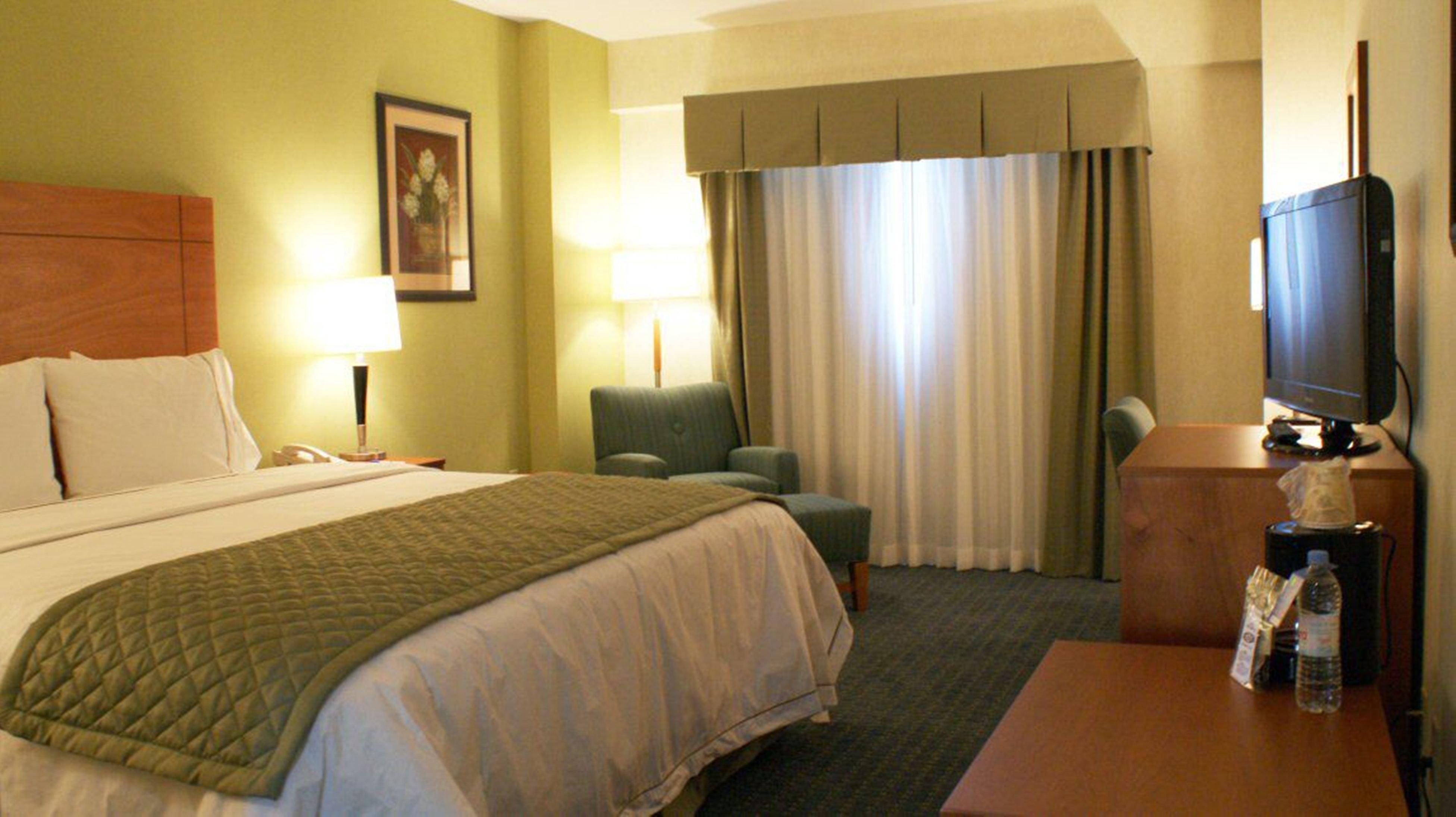 Holiday Inn Express & Suites Toluca Zona Aeropuerto By Ihg Dış mekan fotoğraf