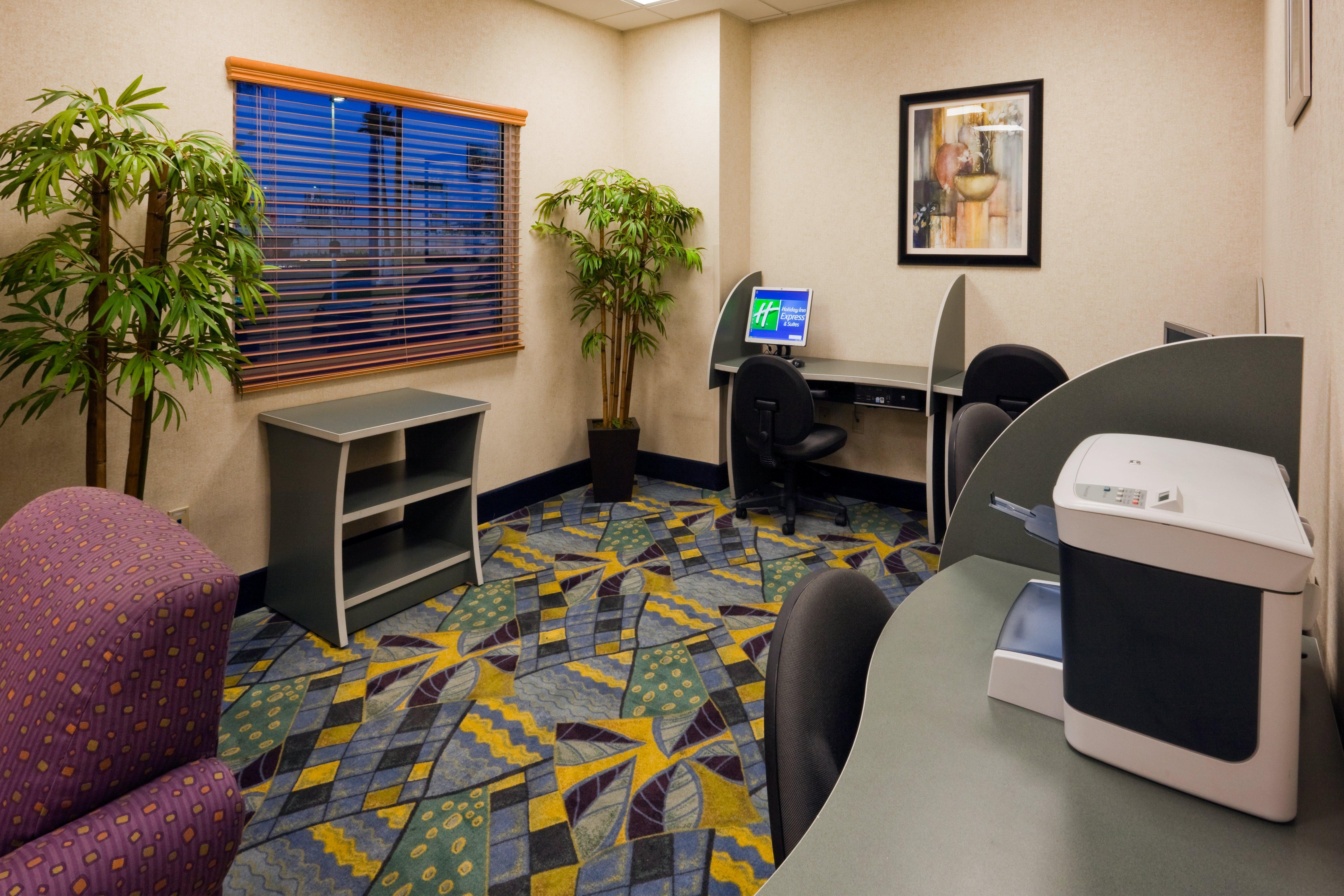 Holiday Inn Express & Suites Toluca Zona Aeropuerto By Ihg Dış mekan fotoğraf