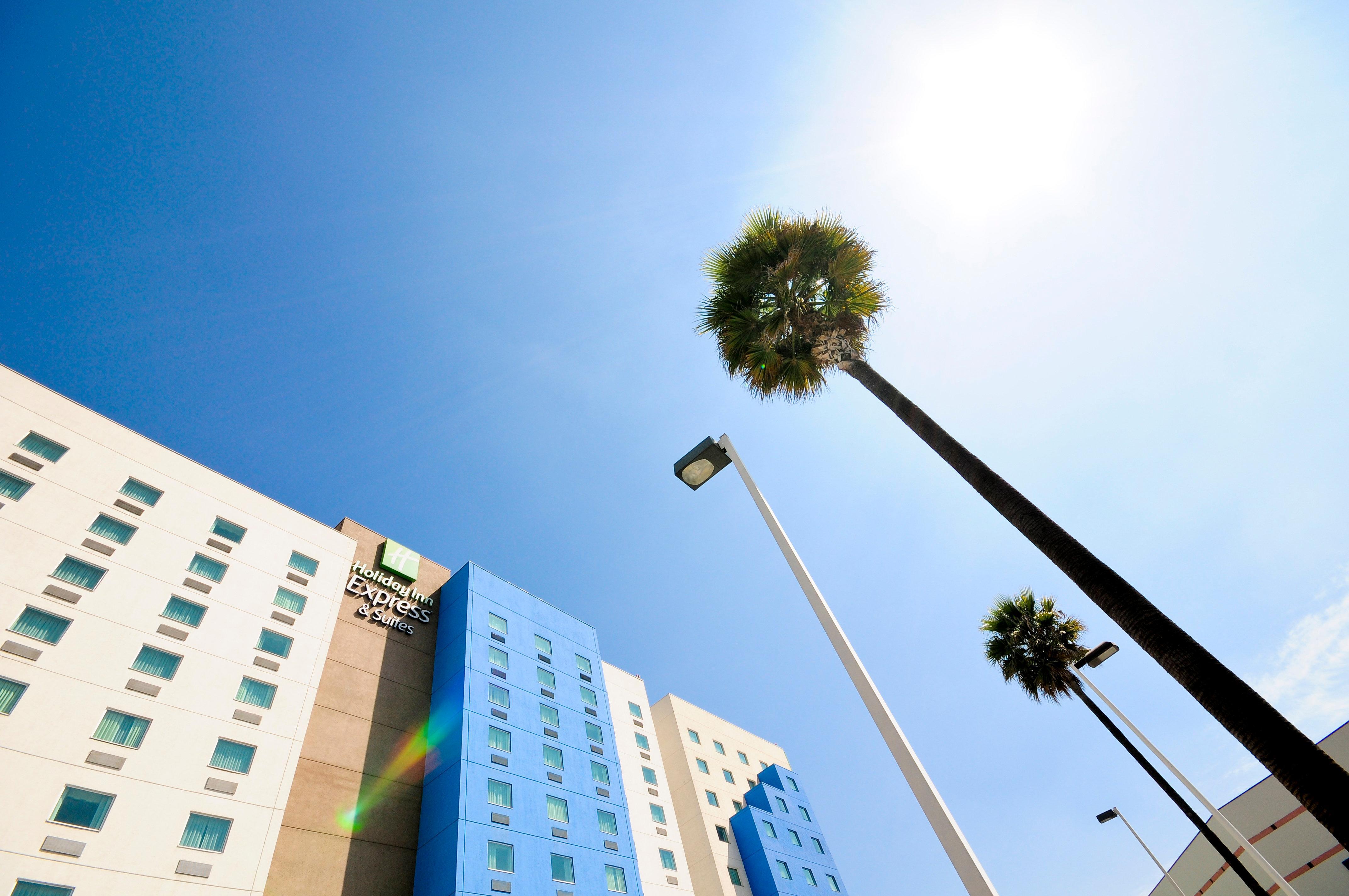 Holiday Inn Express & Suites Toluca Zona Aeropuerto By Ihg Dış mekan fotoğraf