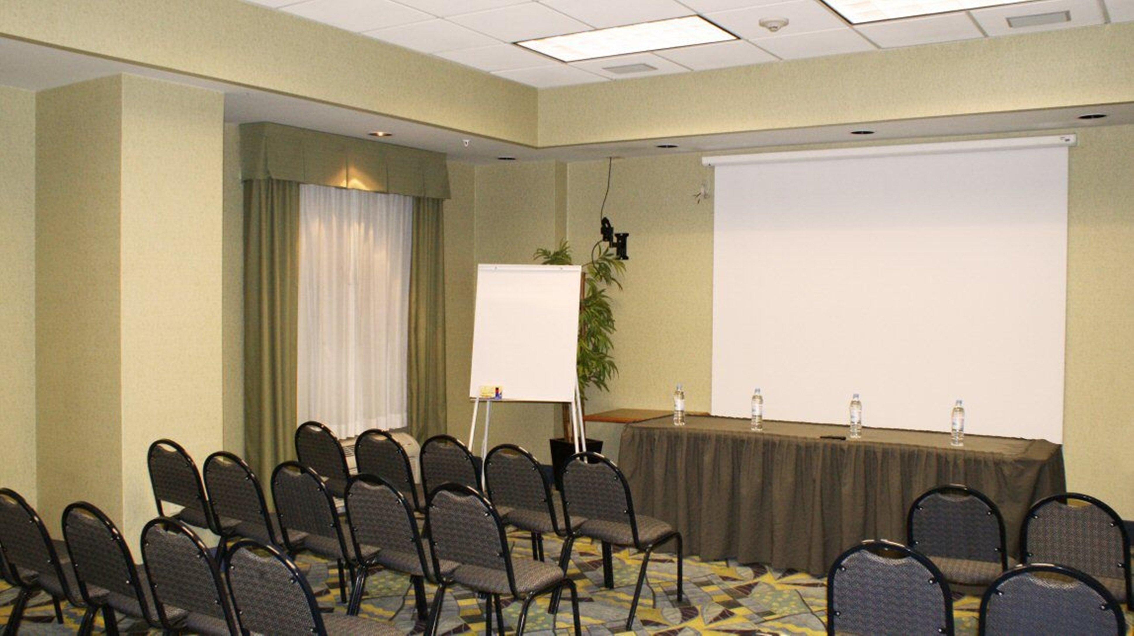 Holiday Inn Express & Suites Toluca Zona Aeropuerto By Ihg İş olanakları fotoğraf